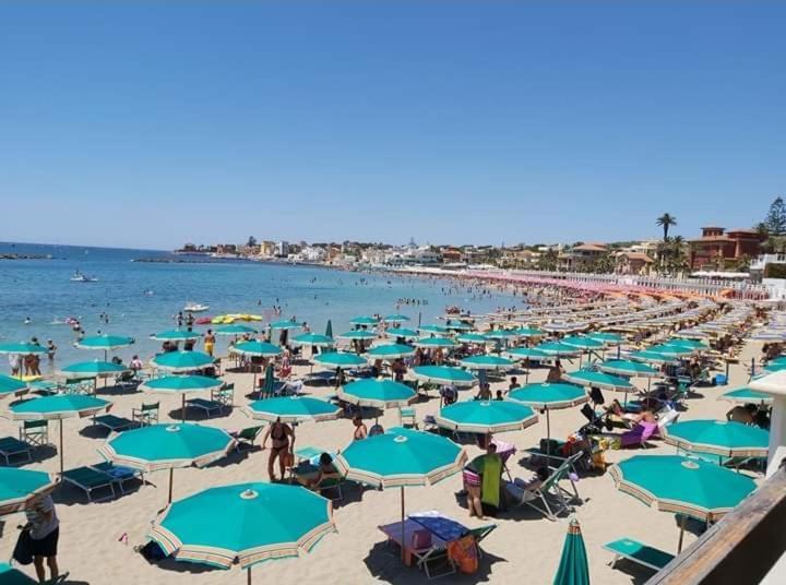 Apartament La Tana Nel Vicolo Santa Marinella Zewnętrze zdjęcie